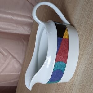 Gravy Boat Currents by Mikasa